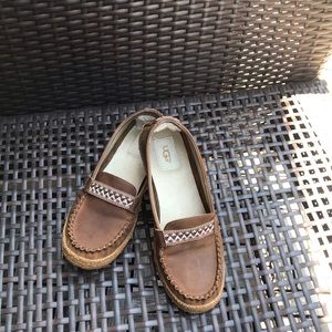 UGG loafer size 7